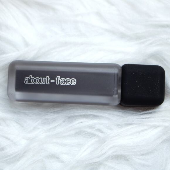 About Face Matte Paint It Lip Color Liquid Lipstick Black Night Sight NEW - Picture 6 of 7